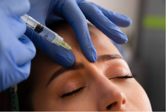 Cosmetologist Mumbai near me